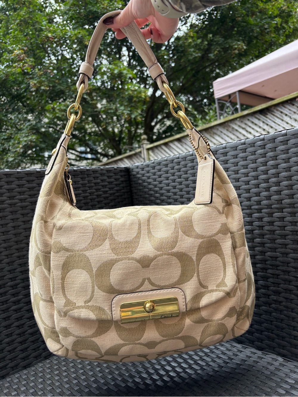 Coach 2010 Kristin Signature C Large Linen Hobo Shoulder Bag Gold Sparkles 16804